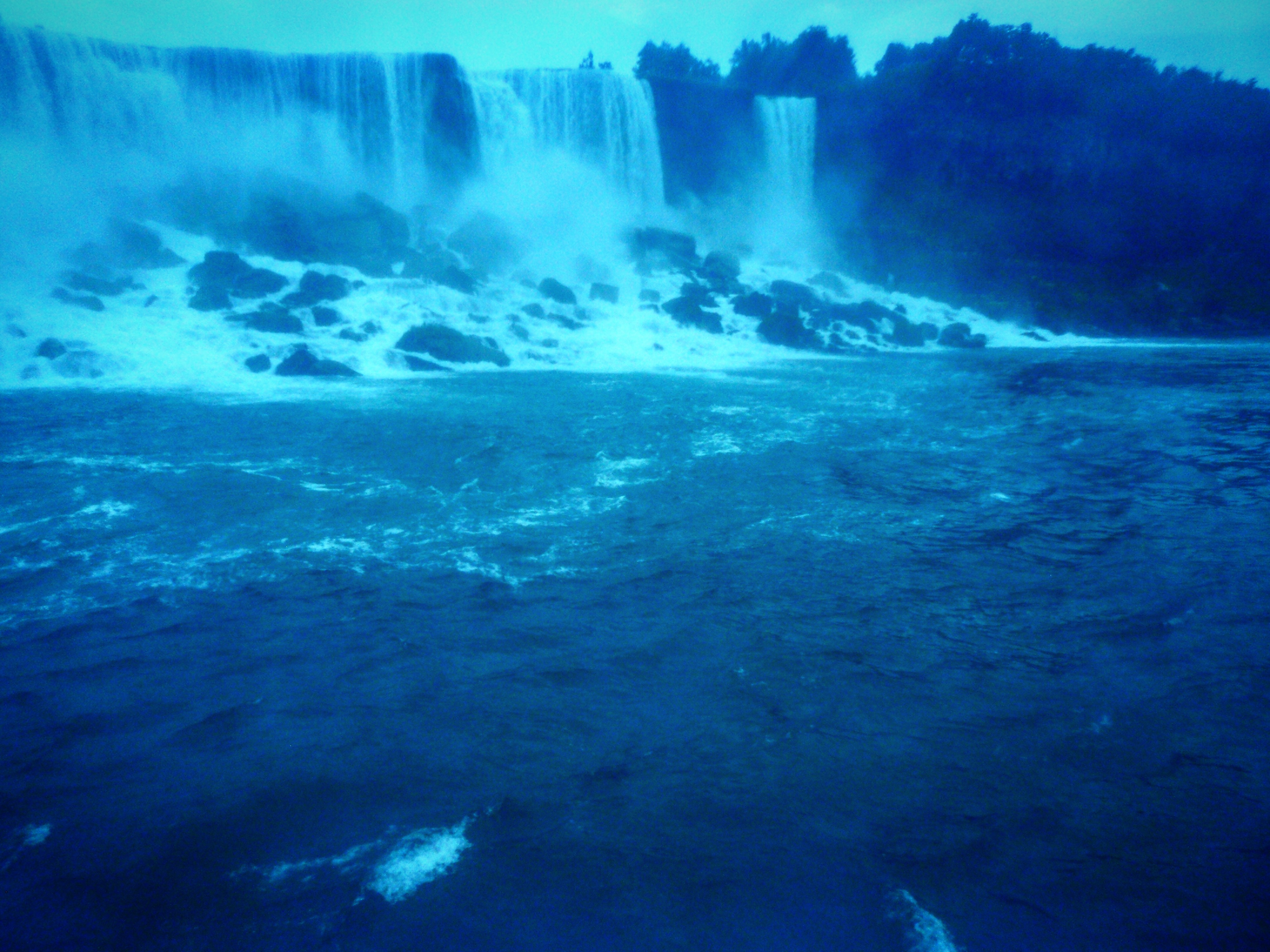 Télescope Binoculaire à Monnayeur American Falls Dans La Saison Des  Feuillages D'automne Niagara Falls City